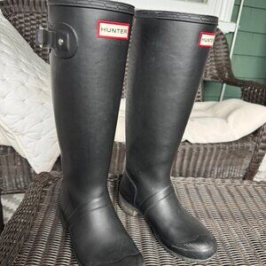 Hunter rain boots